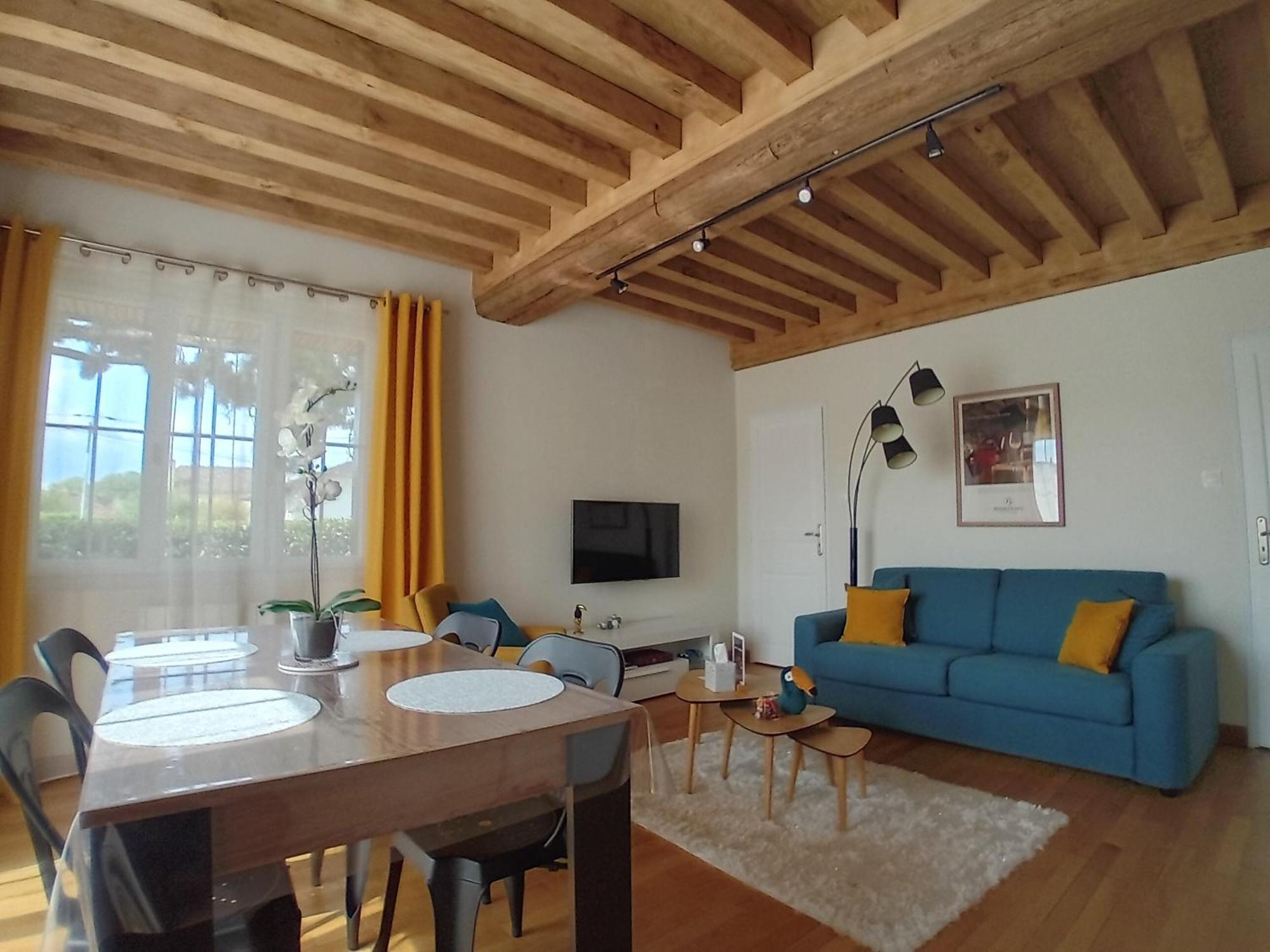 Climats Des Echaliers Appartement Beaune  Kamer foto